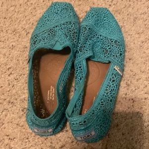 Toms size 8.5
